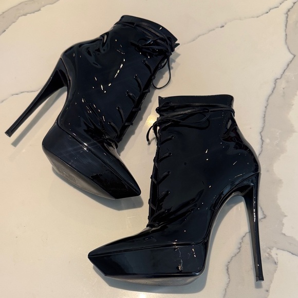 Saint Laurent Black Stiletto Ankle Boots - Picture 1 of 8